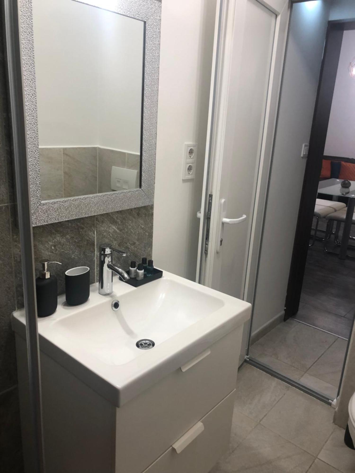 Dohany Apartment Deluxe Budapest Exteriör bild