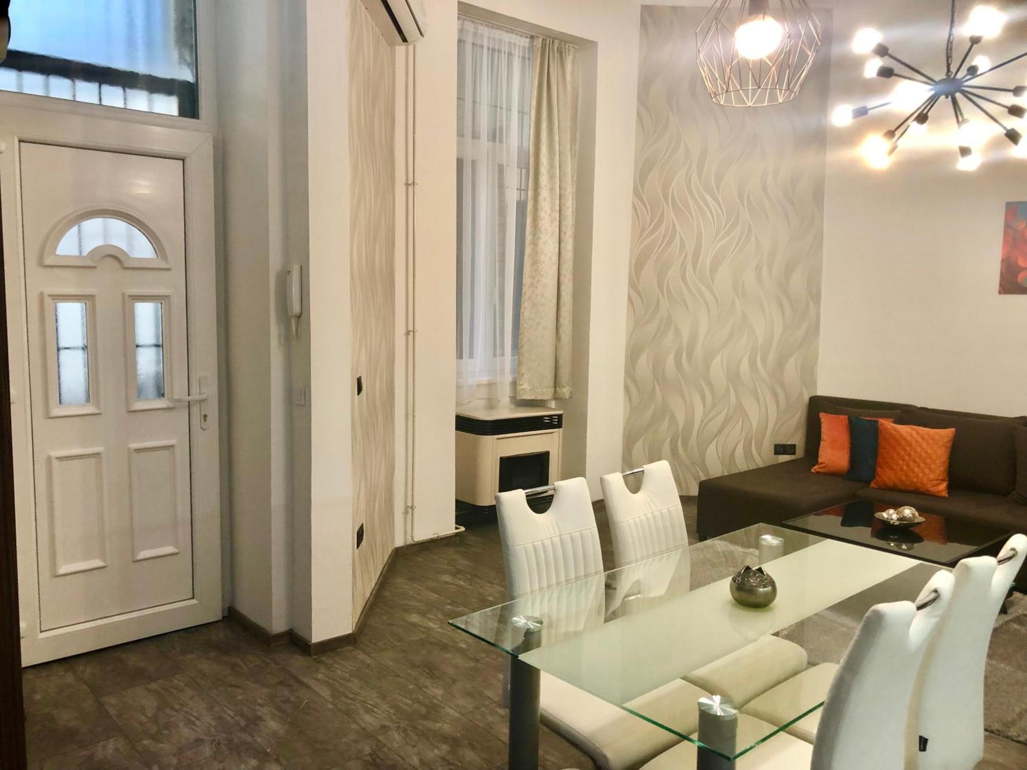 Dohany Apartment Deluxe Budapest Exteriör bild